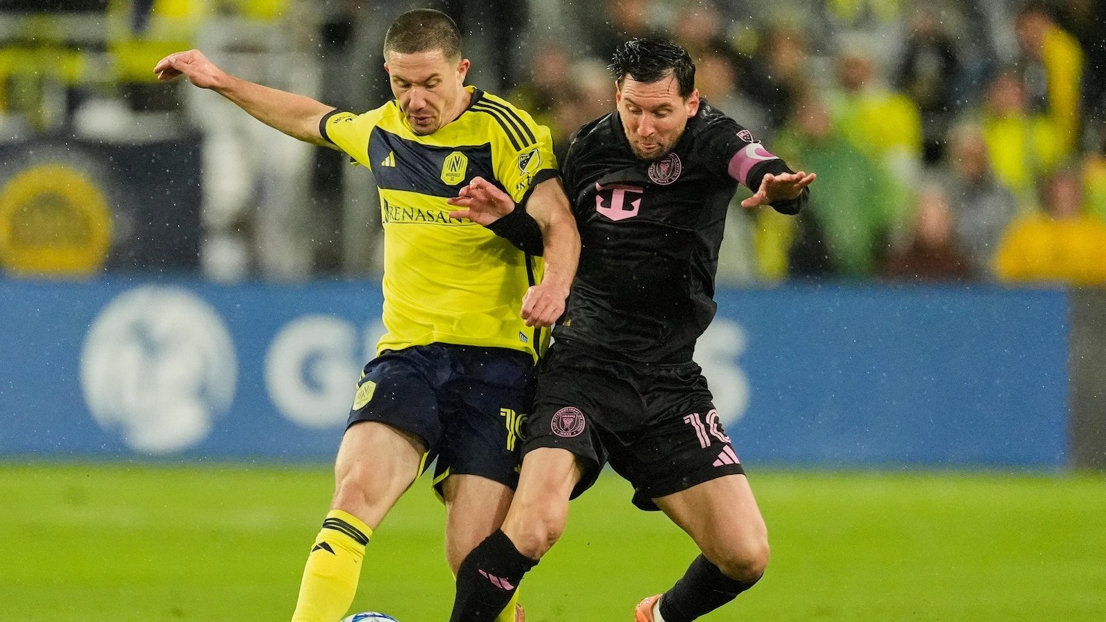 मेस्सी ने स्कोर किया लेकिन नैशविले ने इंटर मियामी पर गेम 2 की जीत में एमएलएस कप से बाहर होने से बचा लिया